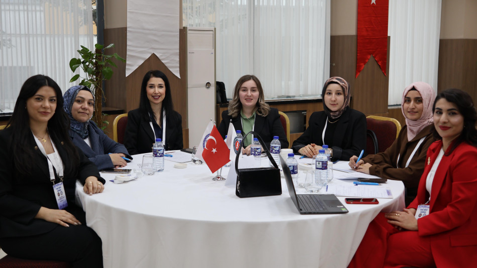 "SÖZ KADINDA; DAYANIŞMA ÇALIŞTAYI" GERÇEKLEŞTİRDİK.